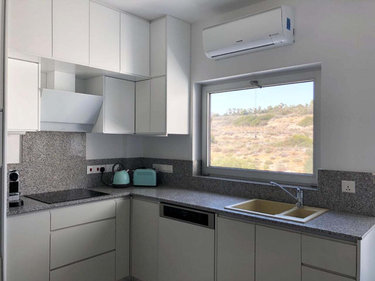 Alania Sea View Apartment Лімасол Екстер'єр фото